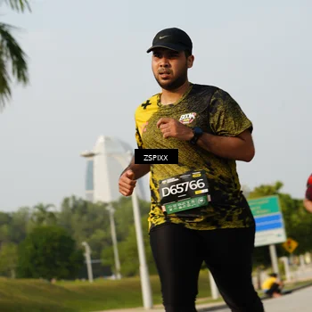 Runner Photo 6420553