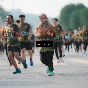 Runner Photo 6420561