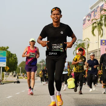 Runner Photo 6420572