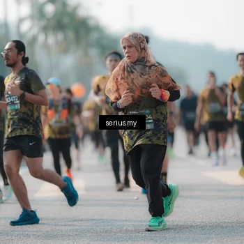 Runner Photo 6420575