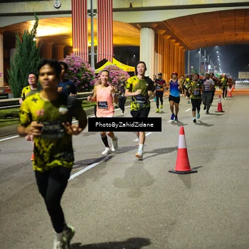 Runner Photo 6420585