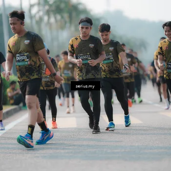 Runner Photo 6420596