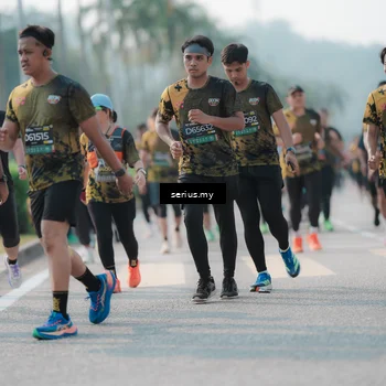 Runner Photo 6420602