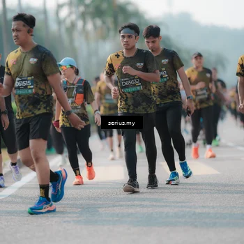 Runner Photo 6420606
