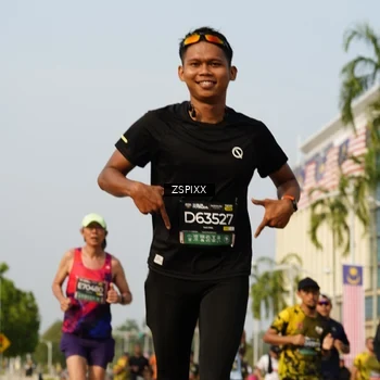 Runner Photo 6420620