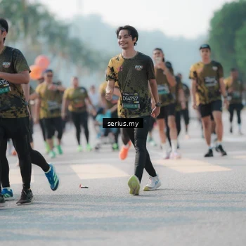 Runner Photo 6420632