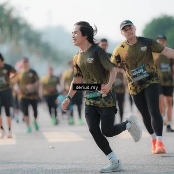 Runner Photo 6420651