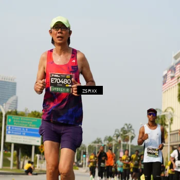 Runner Photo 6420652