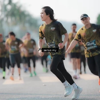 Runner Photo 6420665