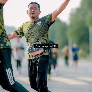 Runner Photo 6420671