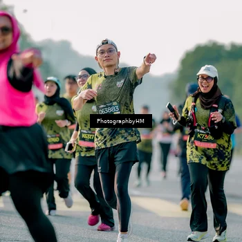 Runner Photo 6420688