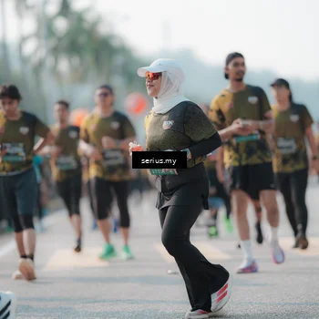 Runner Photo 6420708