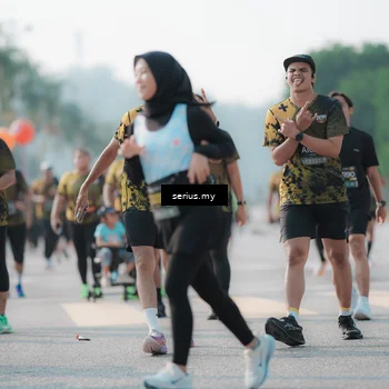 Runner Photo 6420710
