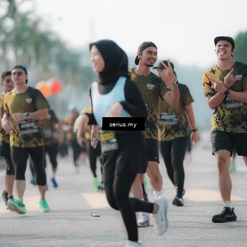 Runner Photo 6420717