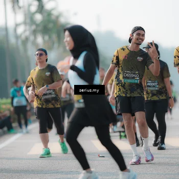 Runner Photo 6420729