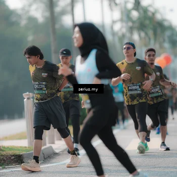 Runner Photo 6420732
