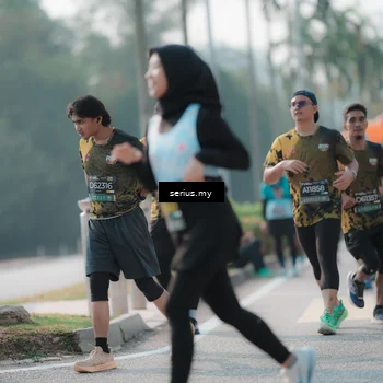 Runner Photo 6420740