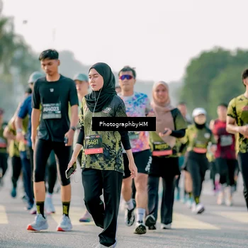 Runner Photo 6420746