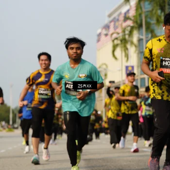 Runner Photo 6420763