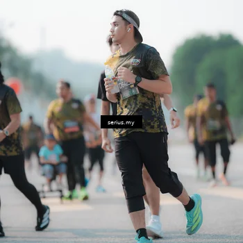 Runner Photo 6420770