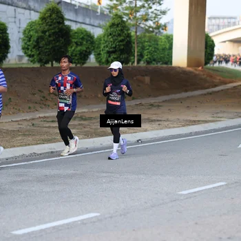 Runner Photo 6420779