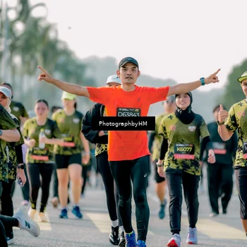 Runner Photo 6420796