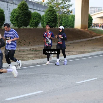 Runner Photo 6420805
