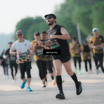 Runner Photo 6420817