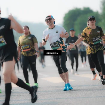 Runner Photo 6420828