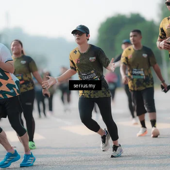 Runner Photo 6420861
