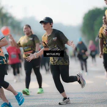 Runner Photo 6420868