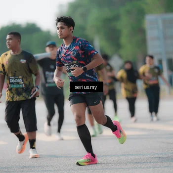 Runner Photo 6420873
