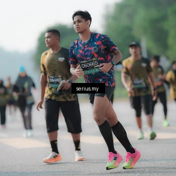 Runner Photo 6420877
