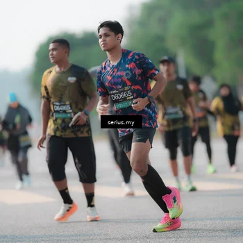 Runner Photo 6420880