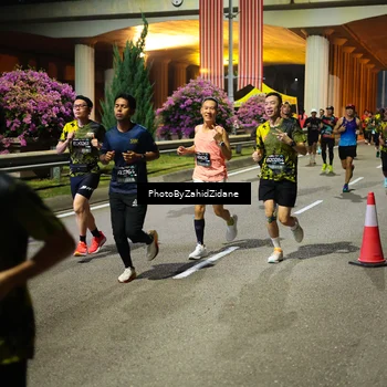 Runner Photo 6420885