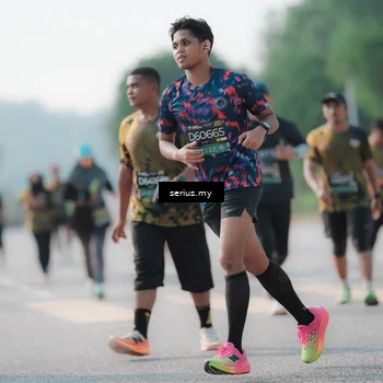 Runner Photo 6420900