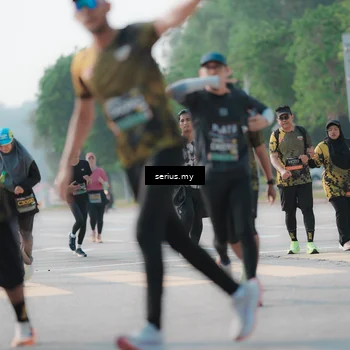 Runner Photo 6420901