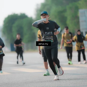 Runner Photo 6420902