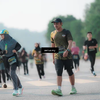 Runner Photo 6420940