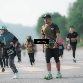 Runner Photo 6420949