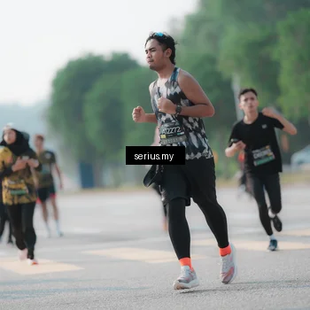 Runner Photo 6420972