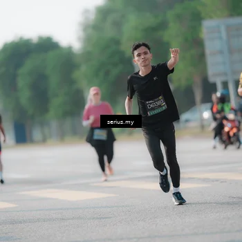 Runner Photo 6420991