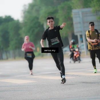 Runner Photo 6420993