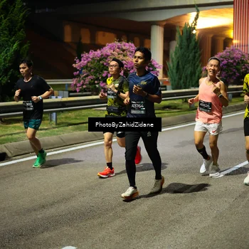 Runner Photo 6421017