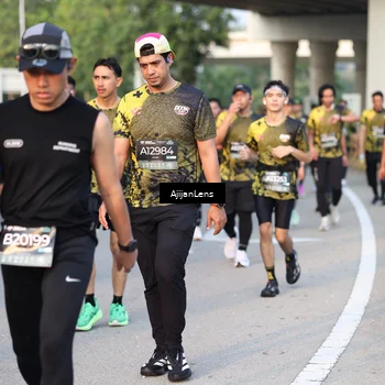 Runner Photo 6421021