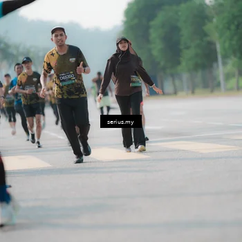 Runner Photo 6421031