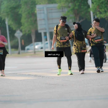 Runner Photo 6421036