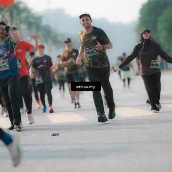 Runner Photo 6421042