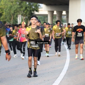 Runner Photo 6421067