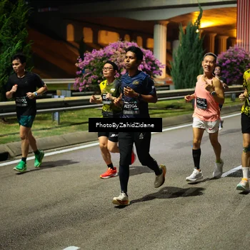 Runner Photo 6421074